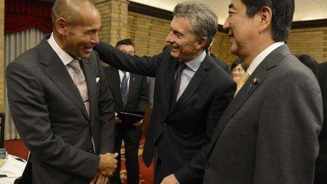 Macri se reencontró con Takahara en Japón