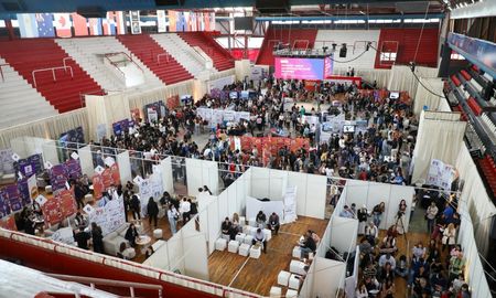 Gran convocatoria en la Expo Empleo de Santa Fe. Gran convocatoria en la Expo Empleo de Santa Fe.