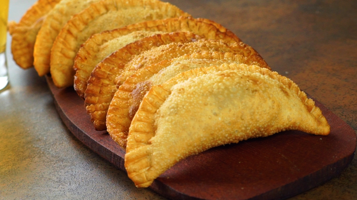 Empanadas de carne fritas bien jugosas: la receta fácil y deliciosa para disfrutar en familia
