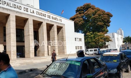 transportistas y taxistas afectados por la cuarentena reclamaron asistencia a la municipalidad transportistas y taxistas afectados por la cuarentena reclamaron asistencia a la municipalidad
