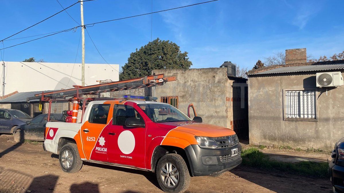 Una dotación de bomberos sofocó las llamas.&nbsp;