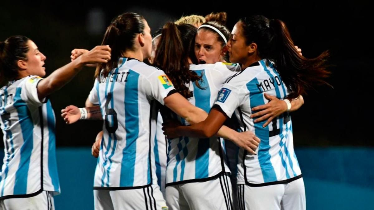 El seleccionado argentino femenino de fútbol goleó a Chile por 4 a 0