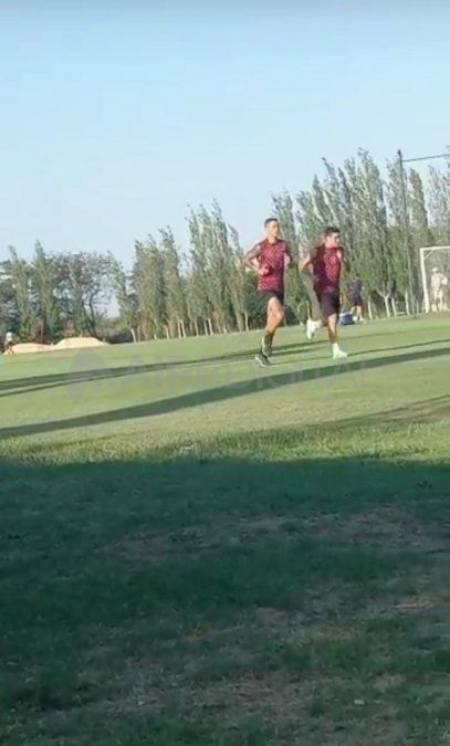 Brian Fernández volvió a los entrenamientos en el Club Atlético Colón.