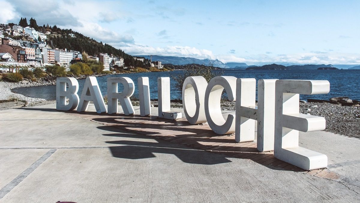 Los viajes de egresados a Bariloche son las estrellas de la temporada de invierno en el país. Los viajes de egresados a Bariloche son las estrellas de la temporada de invierno en el país.