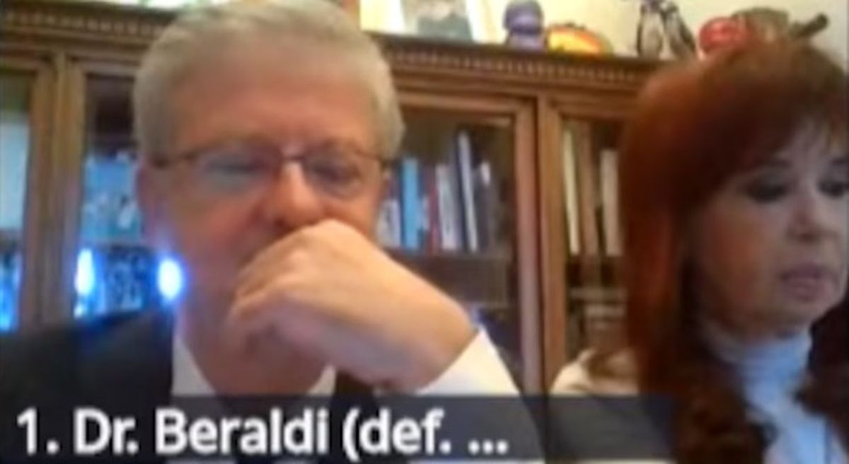 Comenzó el juicio que tiene a Cristina Kirchner como supuesta jefa de asociación ilícita.