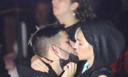 Stefi Roitman y Ricky Montaner se mostraron muy acaramelados en una fiesta en Argentina Stefi Roitman y Ricky Montaner se mostraron muy acaramelados en una fiesta en Argentina