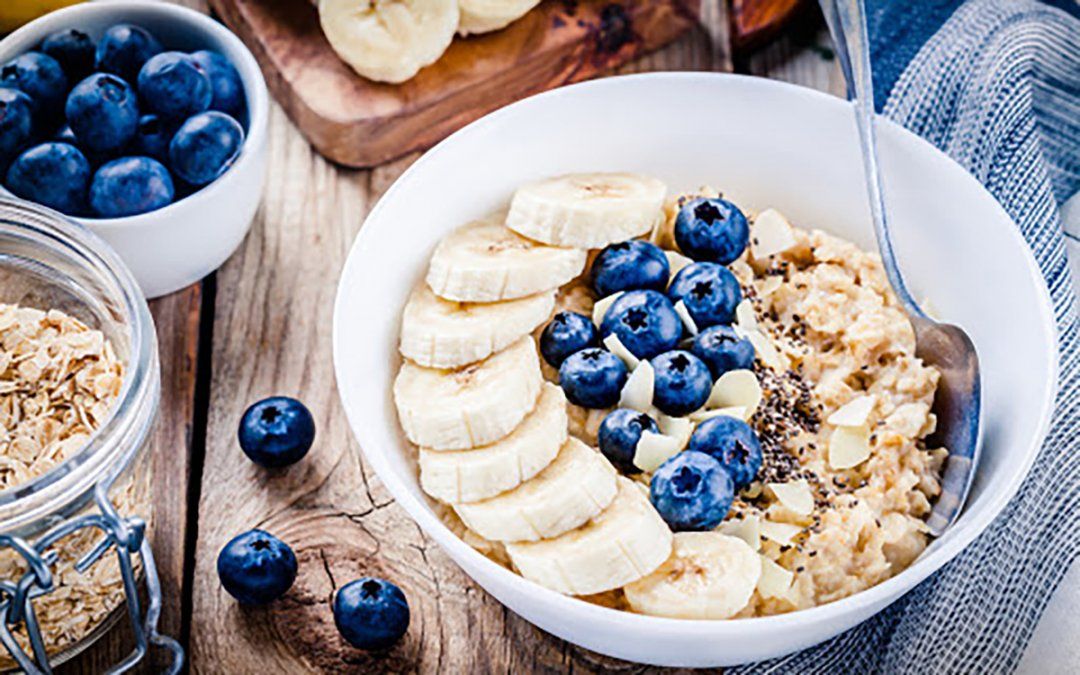 Desayuno nutritivo de granola