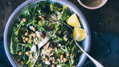 Ensalada de quinoa, garbanzos y brócoli: la receta fácil y sencilla