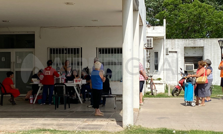 Desde el lunes el Samco de Santo Tomé hisopa a personas mayores de 50 años, con comorbilidades y factores de riesgo. Desde el lunes el Samco de Santo Tomé hisopa a personas mayores de 50 años, con comorbilidades y factores de riesgo.