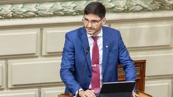 Pullaro criticó al centralismo y dijo que el esquema de retenciones ya no se soporta más