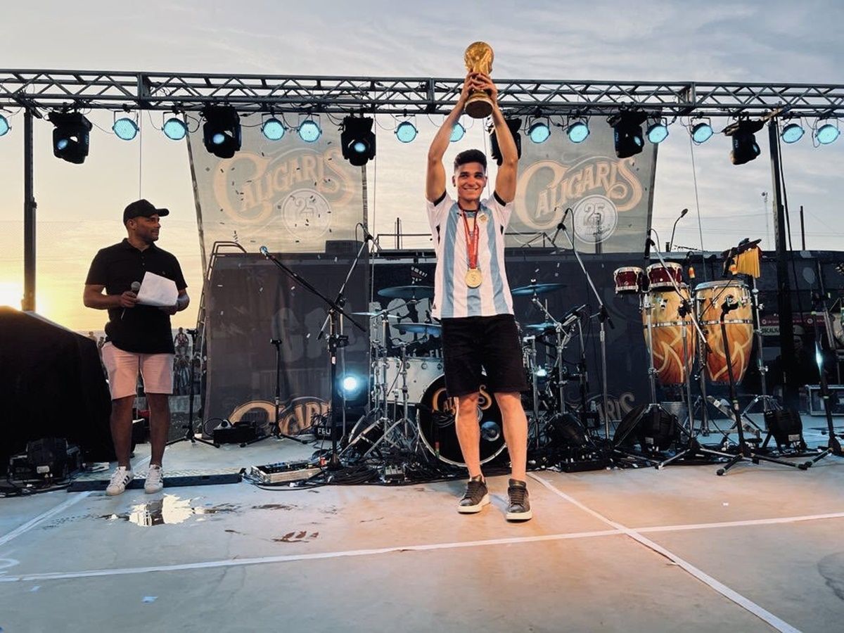 "Nunca imagine esto. Que se me diera con 22 años es increíble", expresó Julián Álvarez emocionado.