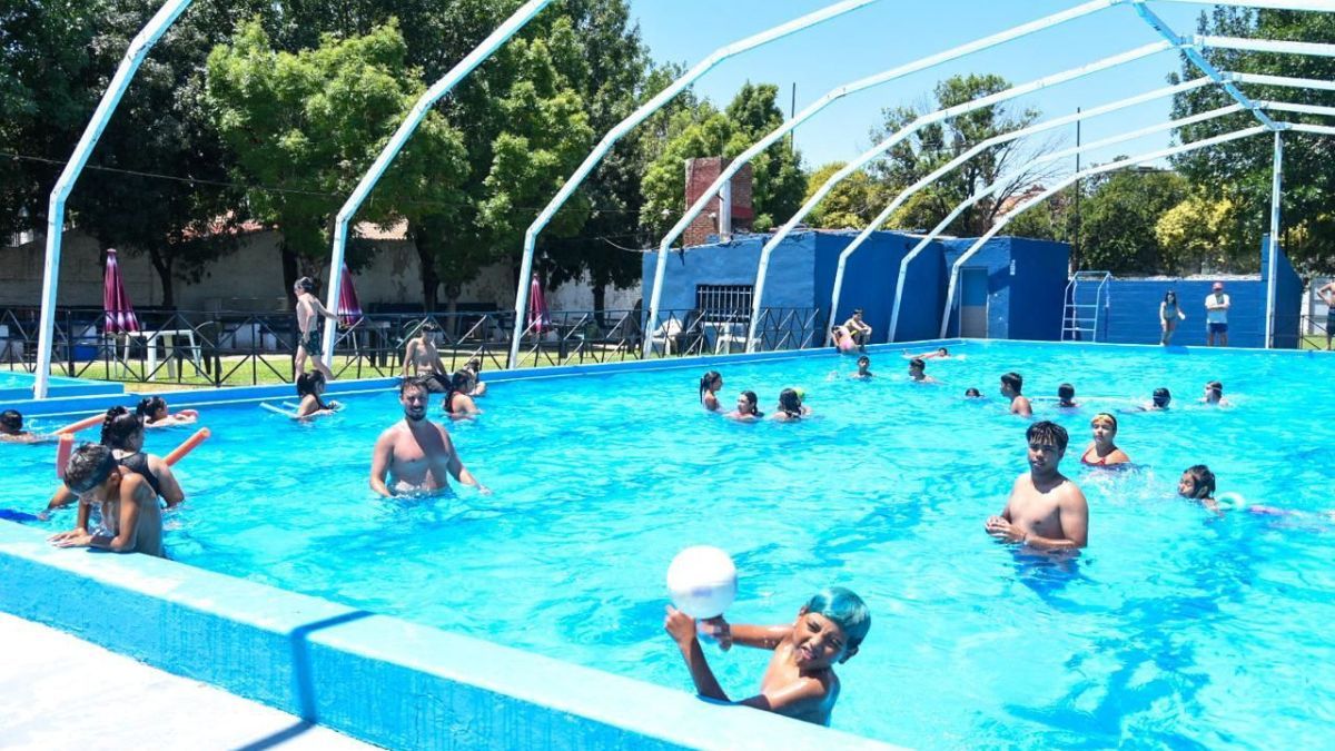 Casi 9 mil jóvenes participaron este verano de propuestas acuáticas