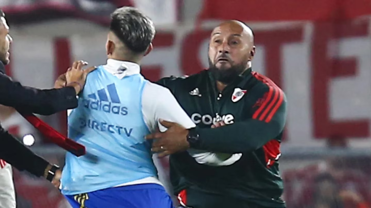 De alentar a River en la popular a cuidar al plantel profesional: ¿quién es la Roca Moreno?.