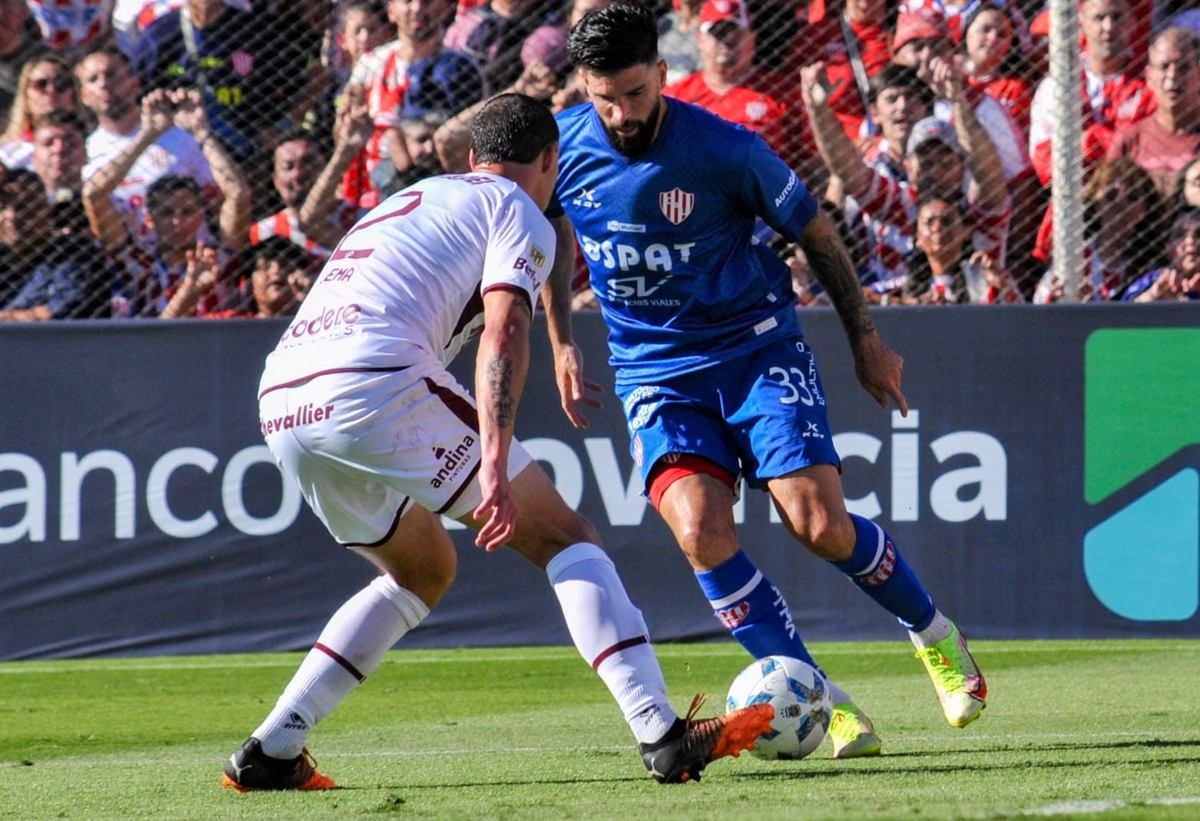 Unión pagó caro la falta de gol e igualó sin goles ante Lanús de local. Unión pagó caro la falta de gol e igualó sin goles ante Lanús de local.