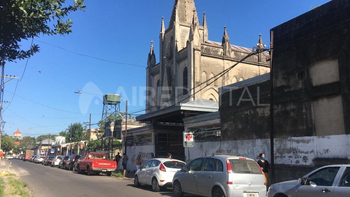 A las 9.15 está previsto el arribo de las vacunas al hospital Cullen de Santa Fe por calle Lisandro de la Torre.