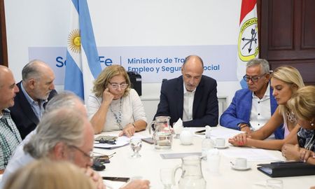El Gobierno no volverá a convocar a los médicos y descontará los días de paro. El Gobierno no volverá a convocar a los médicos y descontará los días de paro.