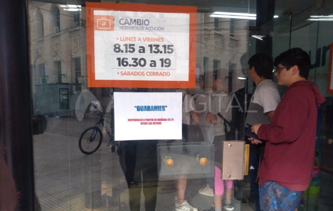 Las casas de cambio le ponen cepo a la compra de guaraníes: sólo se podrán adquirir hasta 100.000