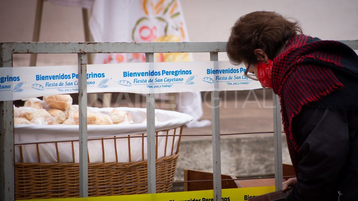 La parroquia de San Cayetano permanece abierta para las 10 misas programadas