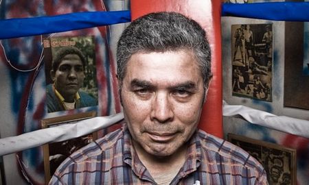 Tuvo el honor de haber sido uno de los pocos boxeadores argentinos que ganó el título del mundo en los Estados Unidos. Tuvo el honor de haber sido uno de los pocos boxeadores argentinos que ganó el título del mundo en los Estados Unidos.