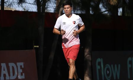 Newells podrá cortar el contrato de Jonathan Cristaldo si la Justicia lo encuentra culpable por violencia de género. Newells podrá cortar el contrato de Jonathan Cristaldo si la Justicia lo encuentra culpable por violencia de género.