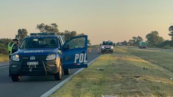 Como consecuencia del impacto, se dispuso la reducción de calzada en ambas manos.