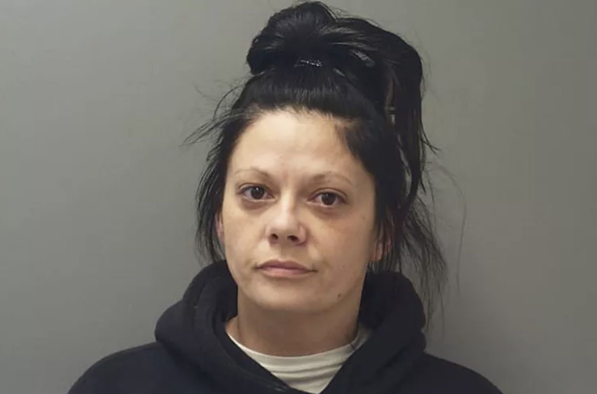 Tragedia sin igual: un niño se hizo el muerto para sobrevivir un violento ataque de su madre