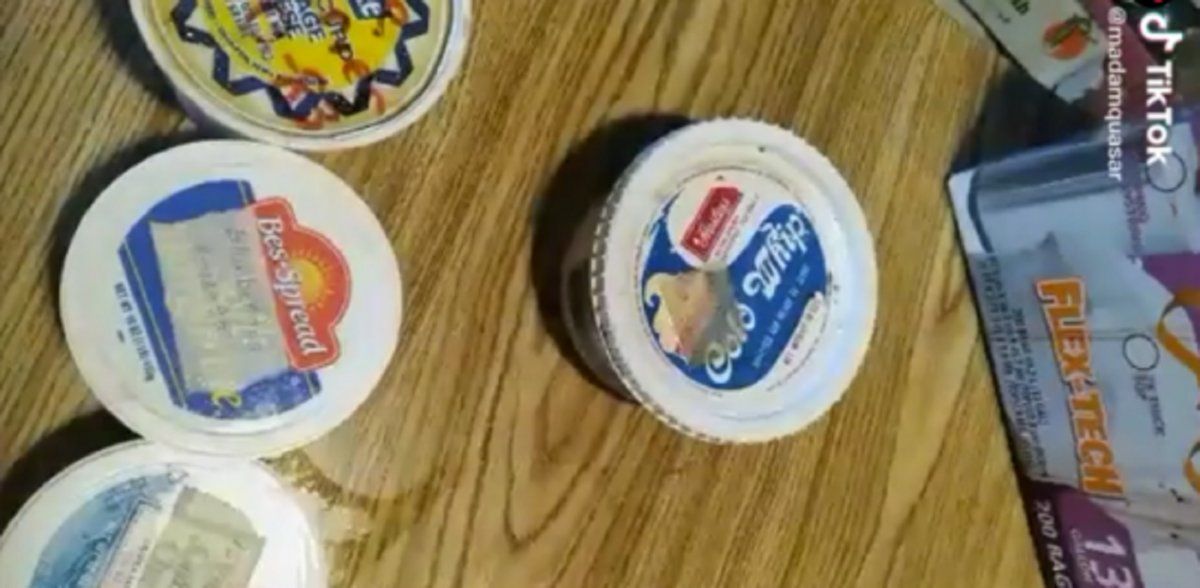 Video viral: joven le encontró a su abuela en el freezer comida del año 1972.