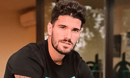 Aseguran que Rodrigo de Paul salió de fiesta la noche en que su hijo nació. Aseguran que Rodrigo de Paul salió de fiesta la noche en que su hijo nació.