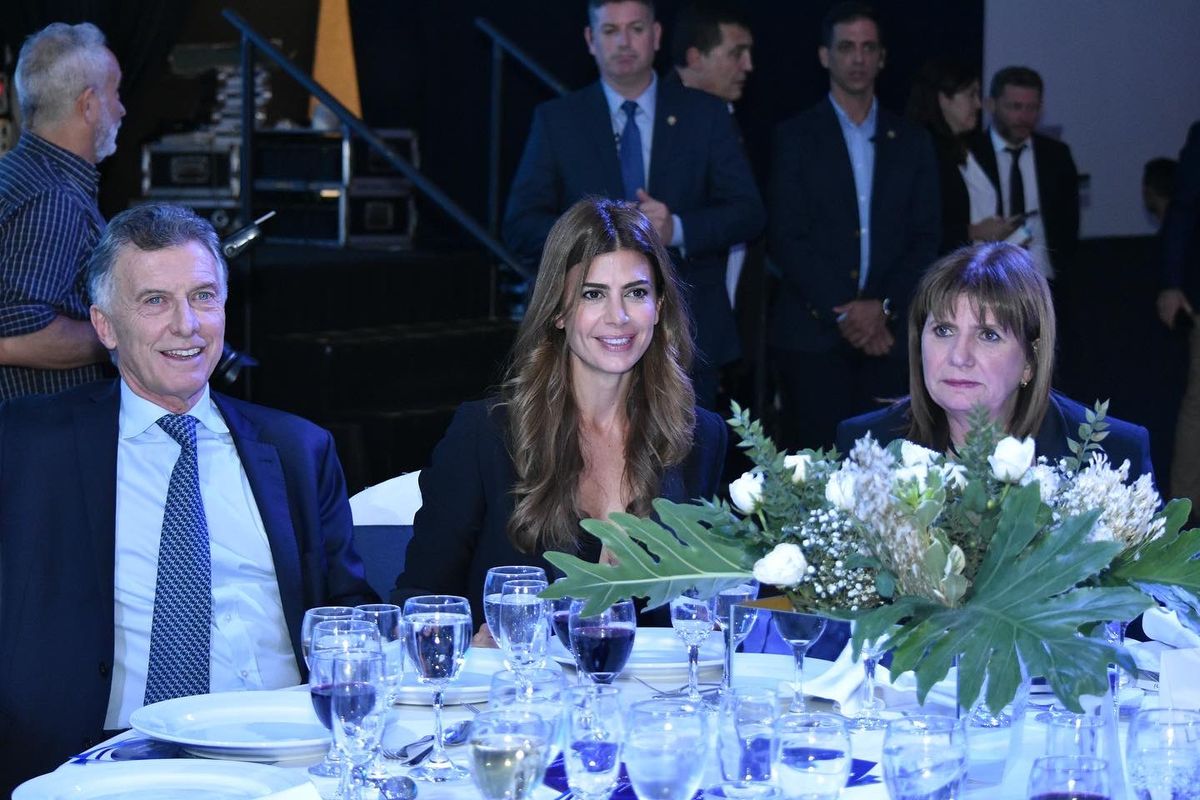 Las figuras se reunieron en el marco de la cena de la Fundación Libertad, que celebró sus 35 años en el centro de convenciones Goldencenter.