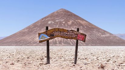 Ni Egipto ni Cuzco: la pirámide escondida en Argentina que parece de otro planeta