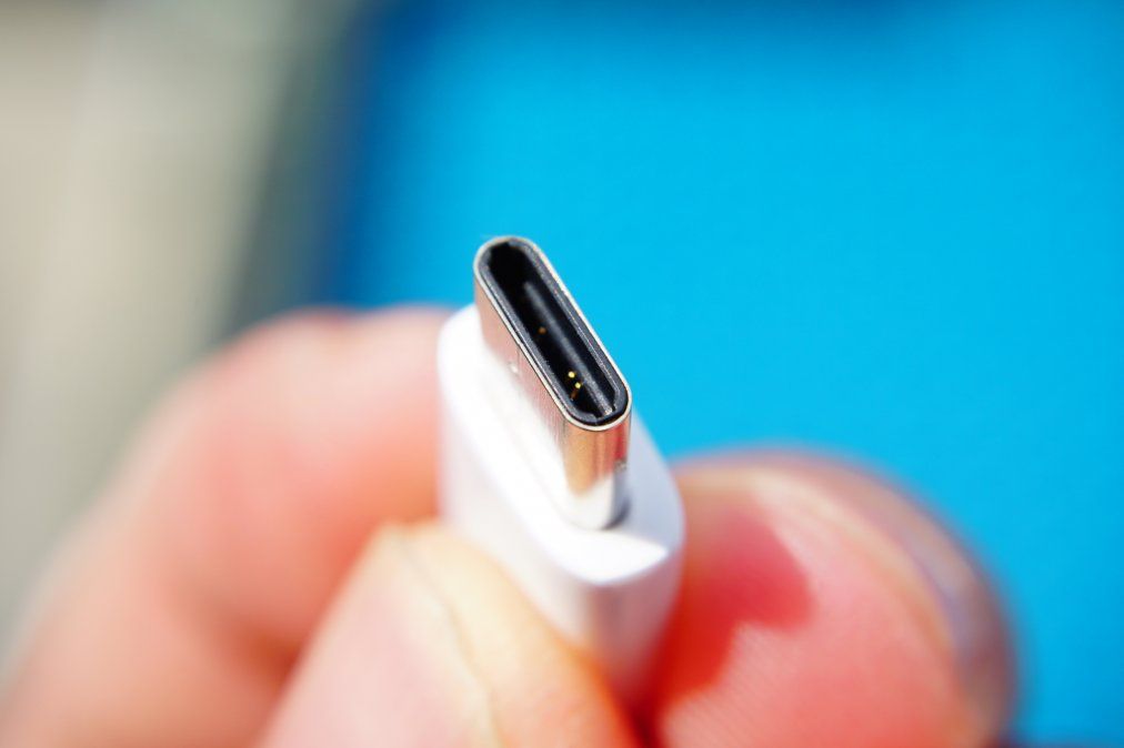 Un cable de buena calidad y el largo adecuado evitará dolores de cabeza.