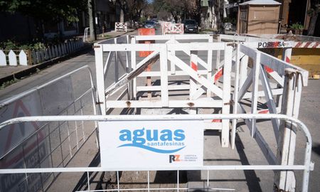 El tránsito en Santa Fe se ve interrumpido este miércoles en calle Urquiza al 2300, en su intersección con Primera Junta. Imagen ilustrativa. El tránsito en Santa Fe se ve interrumpido este miércoles en calle Urquiza al 2300, en su intersección con Primera Junta. Imagen ilustrativa.
