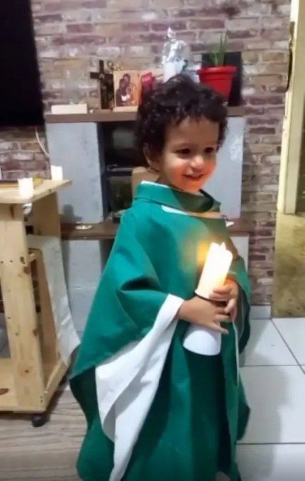 El pequeño Gabriel se volvió viral y hasta tiene un Instagram propio donde comparte su historia. 