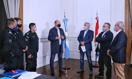 El gobernador coordina acciones de trabajo con las fuerzas federales. El gobernador coordina acciones de trabajo con las fuerzas federales.