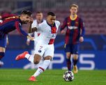 Mbappé fue la figura de su equipo y del partido tras marcar tres de los cuatro goles del conjunto francés. Mbappé fue la figura de su equipo y del partido tras marcar tres de los cuatro goles del conjunto francés.