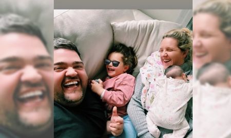 Darío Barassi compartió una tierna foto familiar tras el alta de su hija Darío Barassi compartió una tierna foto familiar tras el alta de su hija
