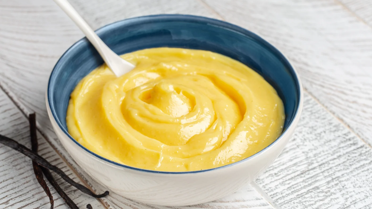 Crema pastelera sin azúcar en 3 pasos: la receta para rellenar tus postres