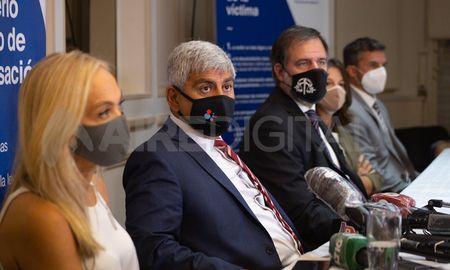 Baclini estuvo acompañado por los fiscales regionales de la provincia y la auditora de gestión. Baclini estuvo acompañado por los fiscales regionales de la provincia y la auditora de gestión.