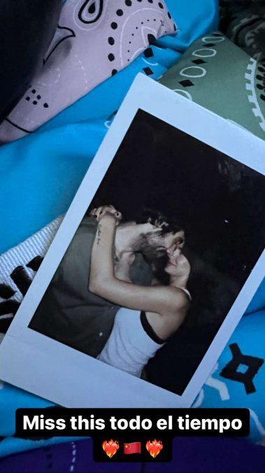 La China Suárez lamenta tener lejos a Armando Mena Navareño.