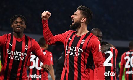milan vencio a napoli y se quedo con la punta en soledad en la serie a de italia milan vencio a napoli y se quedo con la punta en soledad en la serie a de italia