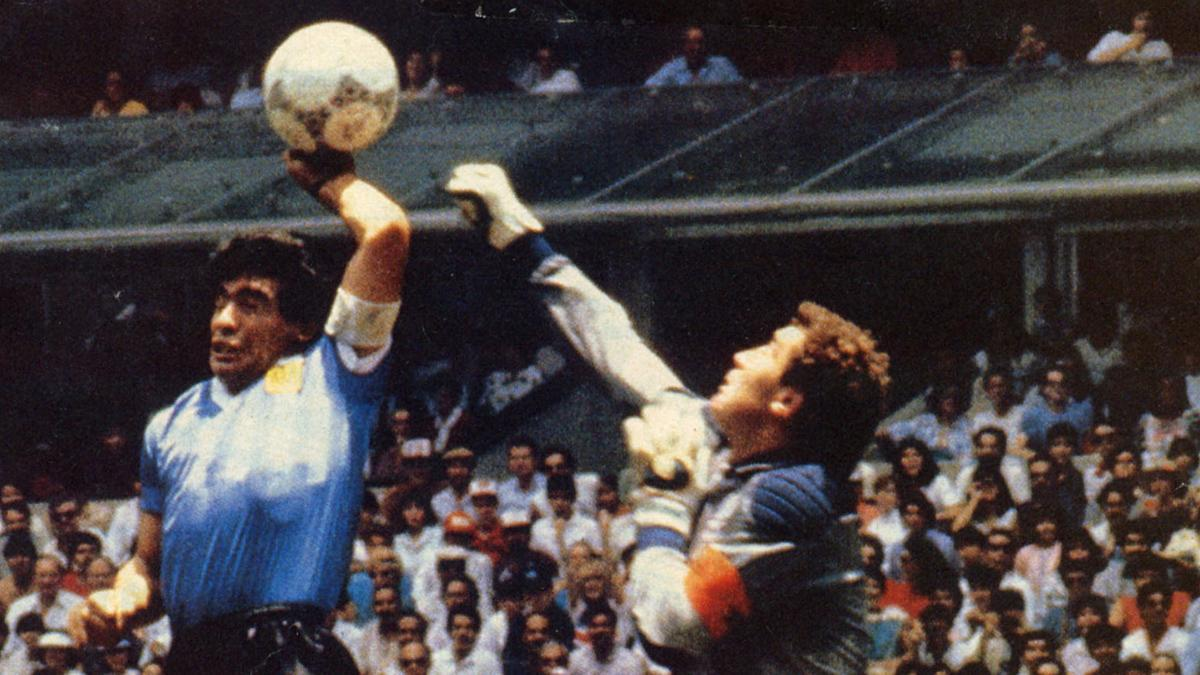 Una publicidad inglesa homenajea a Diego Maradona y se hizo viral