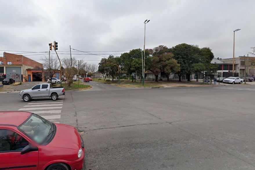 Yrigoyen y Alem, en Burzaco, donde fueron detenidos los tres gendarmes acusados de asaltar un almacén de Glew-Google Maps