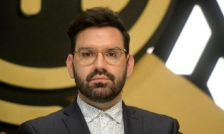 Damián Betular confesó que se intoxicó en MasterChef Celebrity 2 y preocupó a todos con su estado de salud. Damián Betular confesó que se intoxicó en MasterChef Celebrity 2 y preocupó a todos con su estado de salud.
