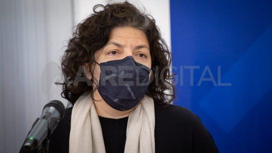 Carla Vizzoti anunciaría en las próximas horas la decisión de no emitir reportes diarios sobre el Covid-19.