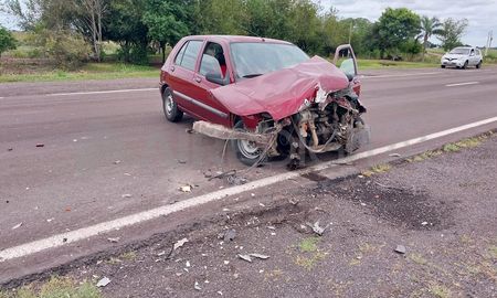 El exboxeador santafesino, Marcos Chino Maidana, sufrió politraumatismos tras ser embestido por un automóvil mientras se trasladaba en su moto. El exboxeador santafesino, Marcos Chino Maidana, sufrió politraumatismos tras ser embestido por un automóvil mientras se trasladaba en su moto.