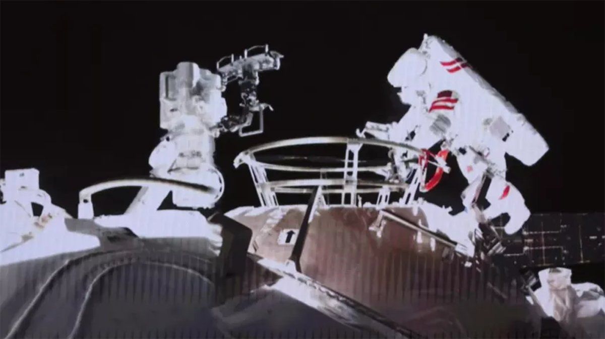 Los tripulantes se sometieron a más de 6.000 horas de entrenamiento antes de la misión.