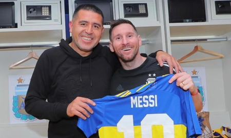 Despedida de Juan Román Riquelme con Lionel Messi: la buena noticia para los hinchas de Boca que se queden sin entradas. Despedida de Juan Román Riquelme con Lionel Messi: la buena noticia para los hinchas de Boca que se queden sin entradas.