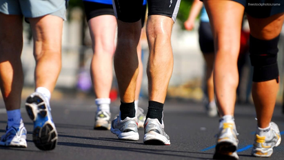 Los 7 beneficios de caminar: la actividad que mejora tu salud