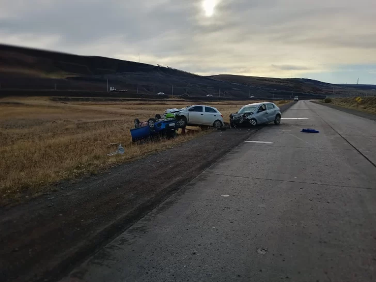 El accidente ocurrió en la Ruta Complementaria N.º 20 de Río Turbio, en la provincia de Santa Cruz, Argentina. El accidente ocurrió en la Ruta Complementaria N.º 20 de Río Turbio, en la provincia de Santa Cruz, Argentina.