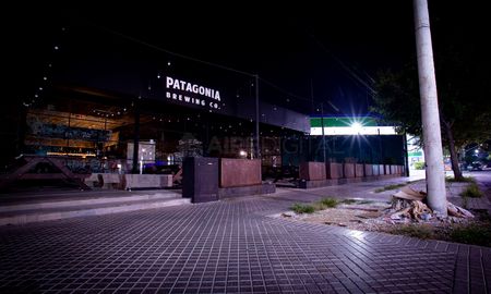 Los bares y restaurantes de Santa Fe reabrieron el 8 de junio. Los bares y restaurantes de Santa Fe reabrieron el 8 de junio.